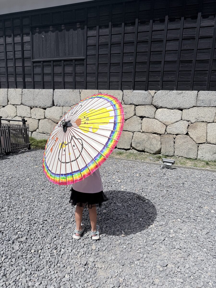 松山城で日よけに使った和傘